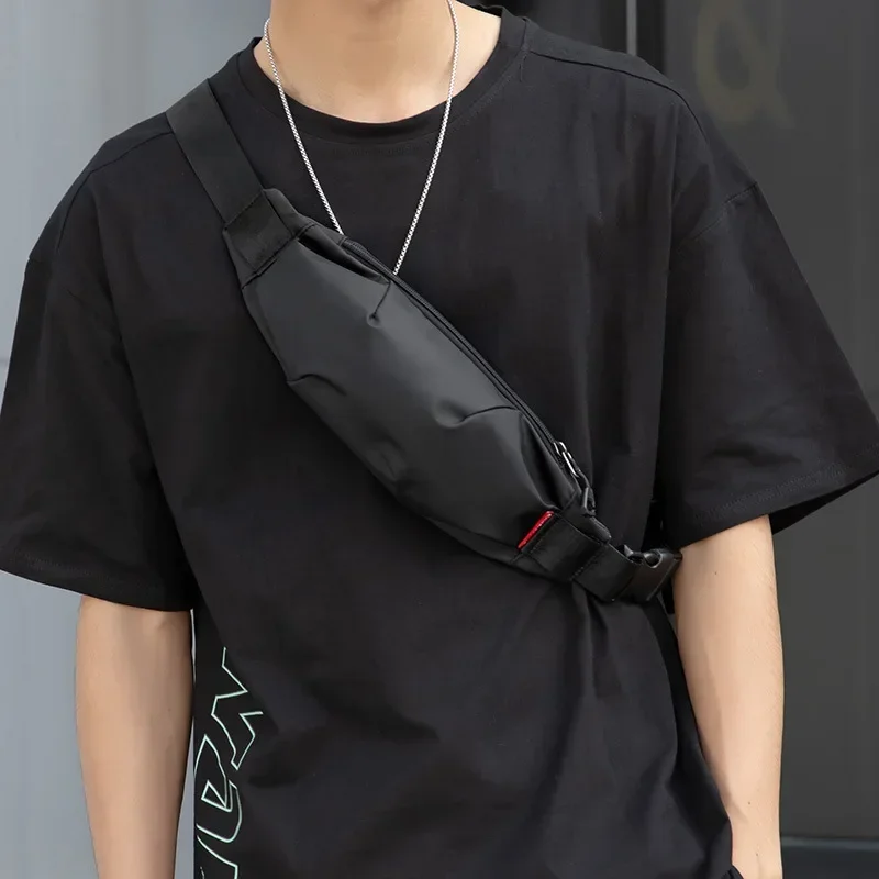 Fashion Harness Men - メンズミニマリストクロスボディバッグ防水スリングバッグカジュアルチェストバッグ毎日の通勤用ファッション軽量ファニーパック