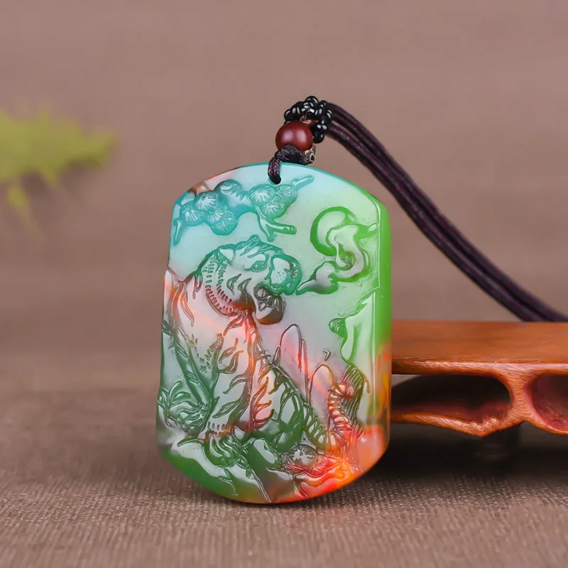 中国ナチュラルカラージェイドタイガーペンダントネックレス手彫 - Men'S Fashion Jewelry のレビューと価格